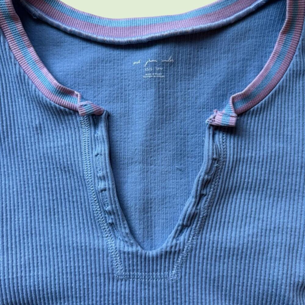 Out From Under Blue Ribbed Crop Top Y2K Contrast Trim Fitted Short Sleeve XS/S - Picture 6 of 6